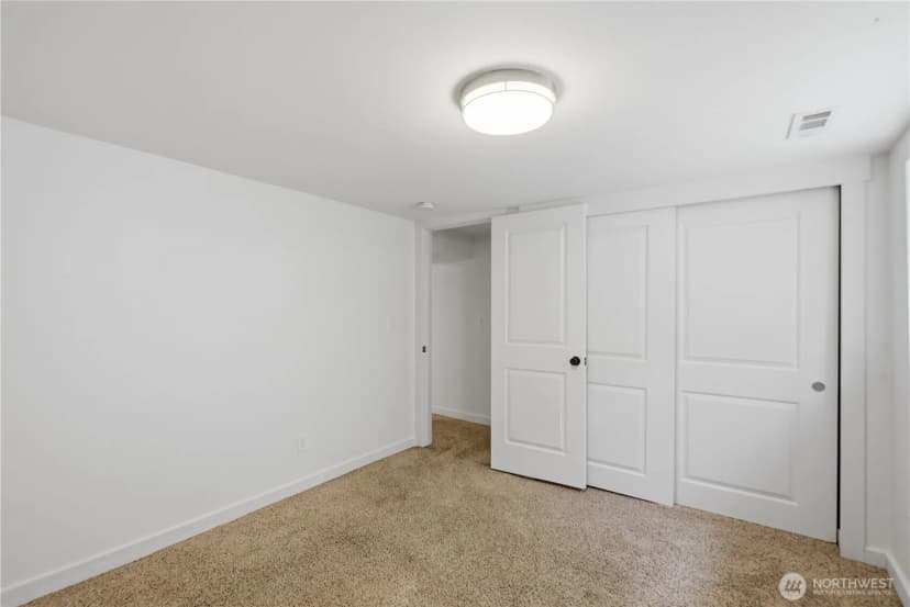 Property photo for 11546 85th Avenue S, Seattle photo 30
