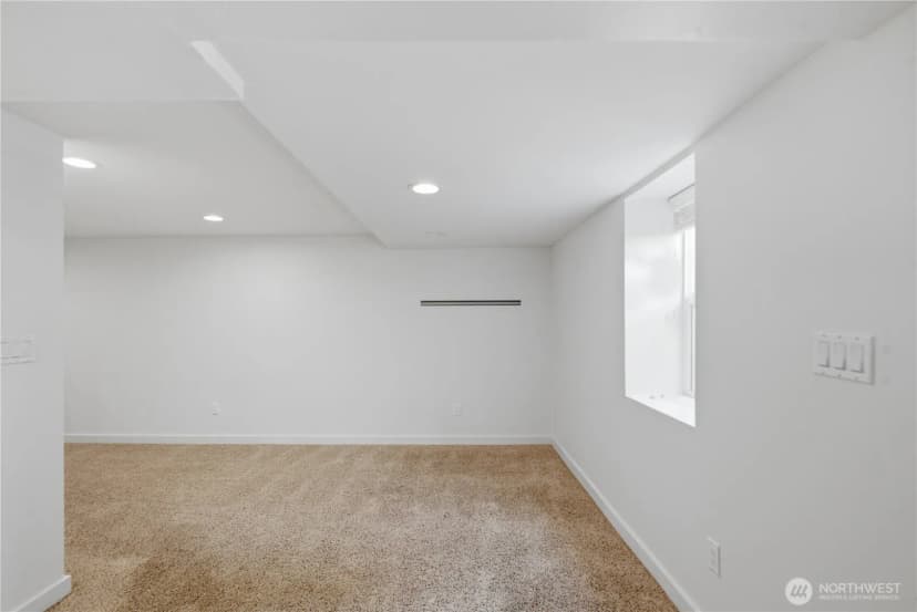 Property photo for 11546 85th Avenue S, Seattle photo 34
