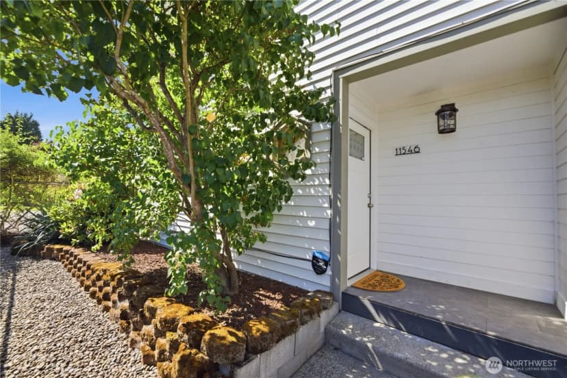 Property photo for 11546 85th Avenue S, Seattle photo 38
