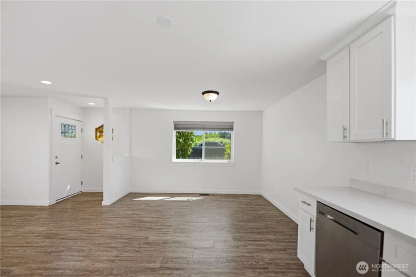 Property photo for 11546 85th Avenue S, Seattle photo 10