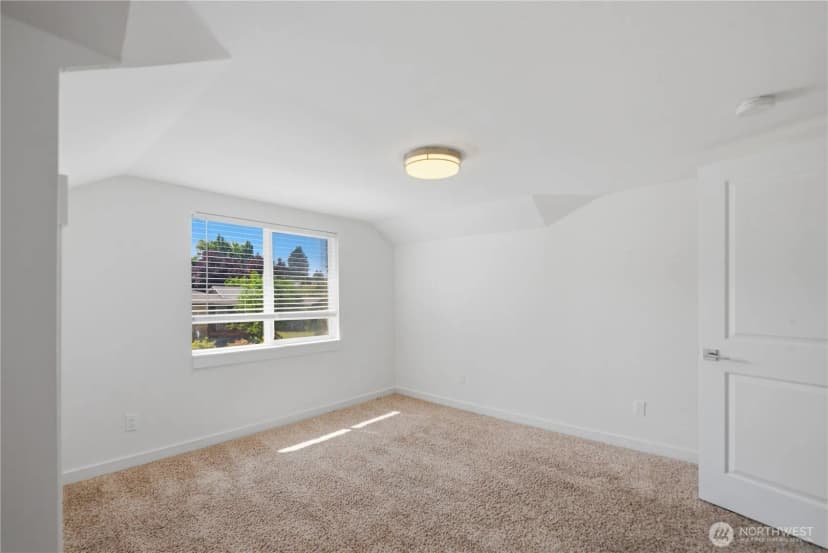 Property photo for 11546 85th Avenue S, Seattle photo 26
