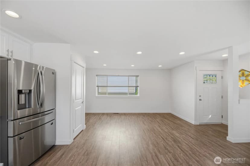 Property photo for 11546 85th Avenue S, Seattle photo 9