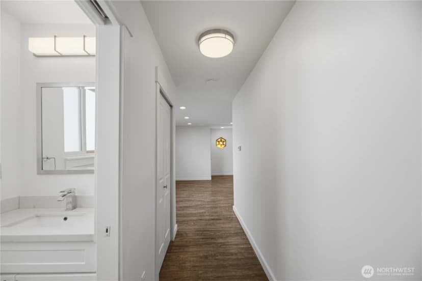 Property photo for 11546 85th Avenue S, Seattle photo 13