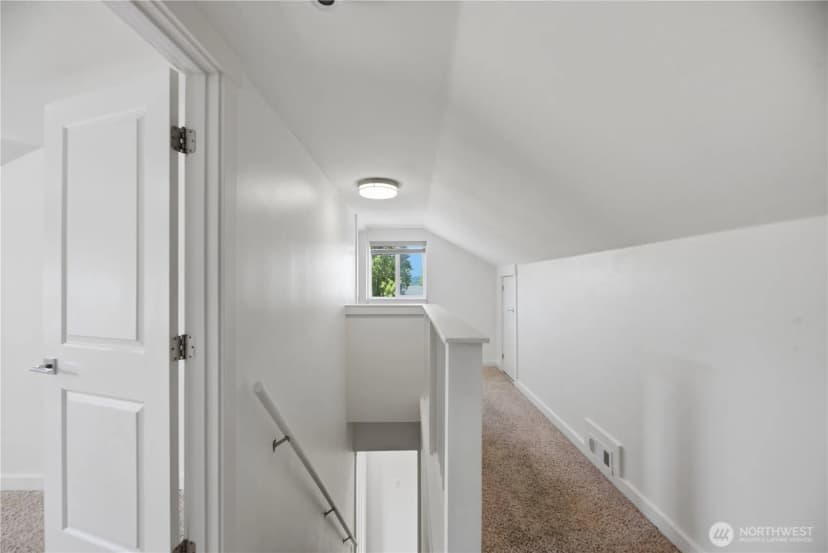 Property photo for 11546 85th Avenue S, Seattle photo 22