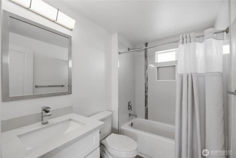Property photo for 11546 85th Avenue S, Seattle photo 18