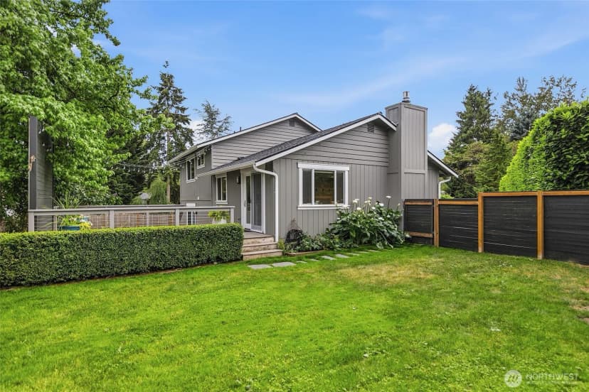 Property photo for 20426 73rd Place Ne, Kenmore photo 17