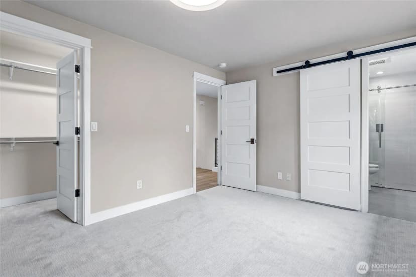 Property photo for 20426 73rd Place Ne, Kenmore photo 23