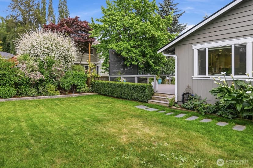 Property photo for 20426 73rd Place Ne, Kenmore photo 15