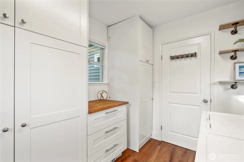 Property photo for 14341 Interlake Avenue N, Seattle photo 20