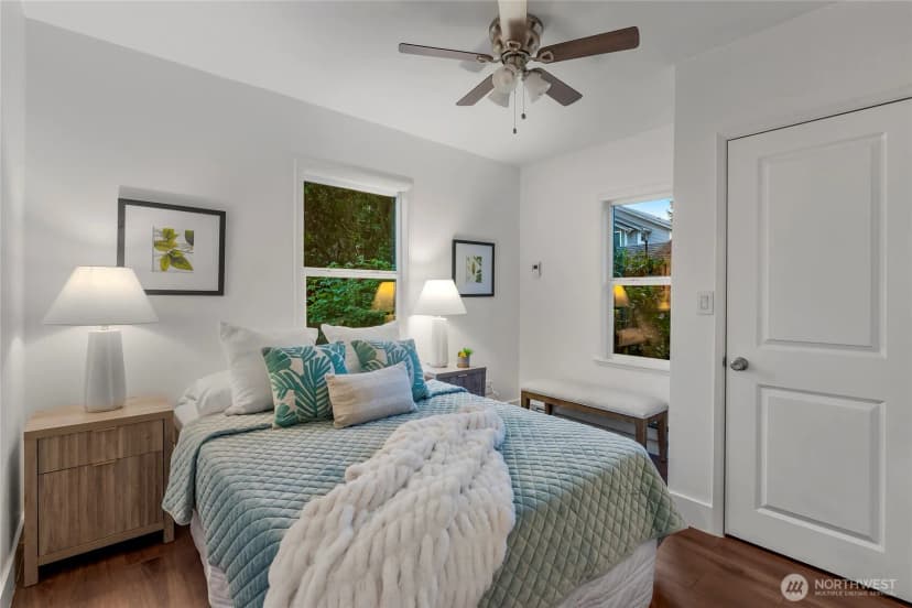 Property photo for 14341 Interlake Avenue N, Seattle photo 12