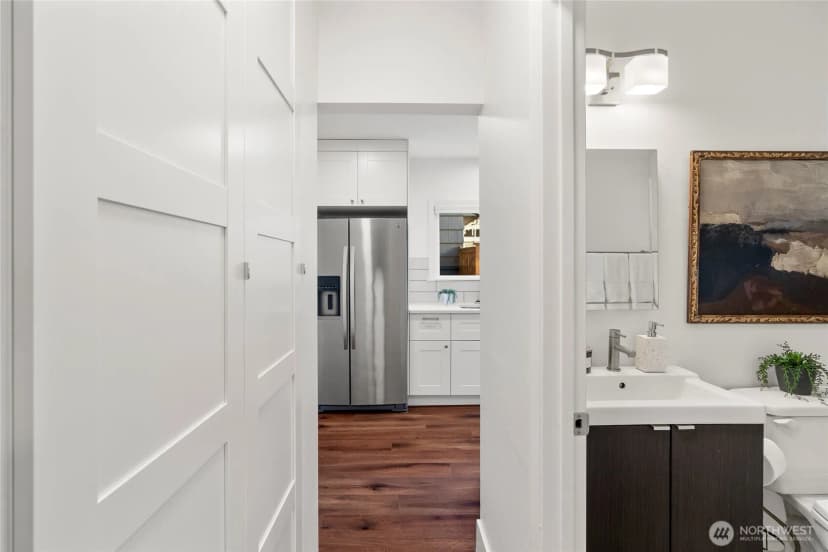 Property photo for 14341 Interlake Avenue N, Seattle photo 18