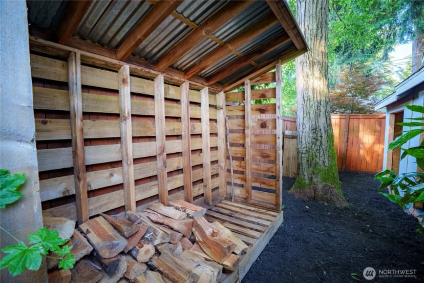 Property photo for 14341 Interlake Avenue N, Seattle photo 25