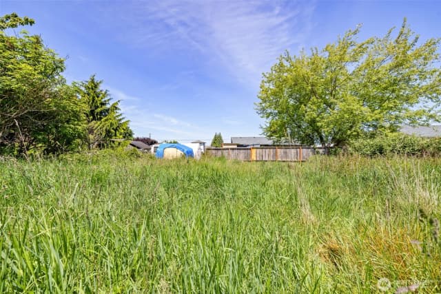 Property photo for 2013 E 4th Avenue, Port Angeles