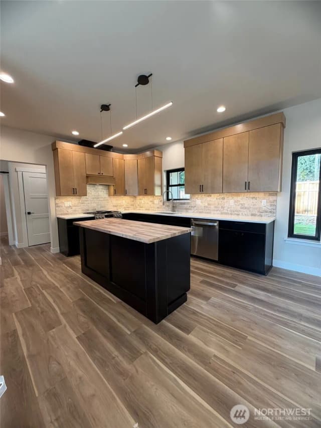 Property photo for 9303 129th Street Ct Nw, Gig Harbor photo 5