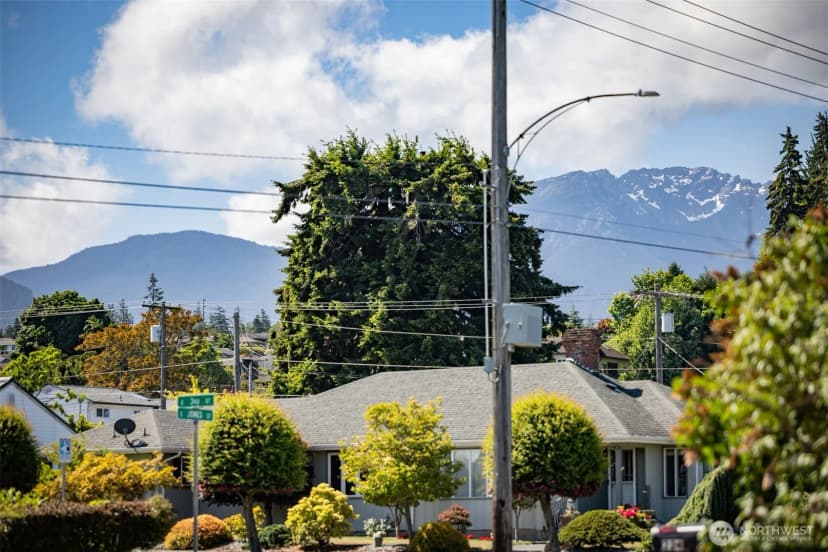 Property photo for 218 S Jones Street, Port Angeles photo 3