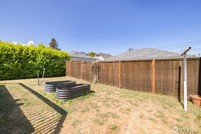 Property photo for 218 S Jones Street, Port Angeles photo 34