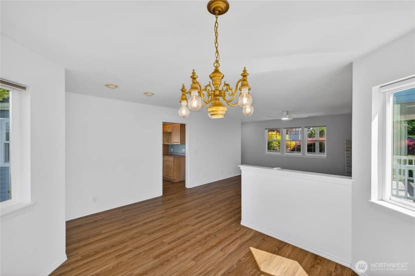 Property photo for 3712 W 8th Street, Anacortes photo 9