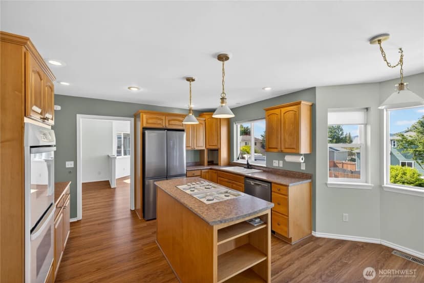 Property photo for 3712 W 8th Street, Anacortes photo 13