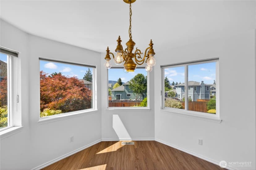 Property photo for 3712 W 8th Street, Anacortes photo 8