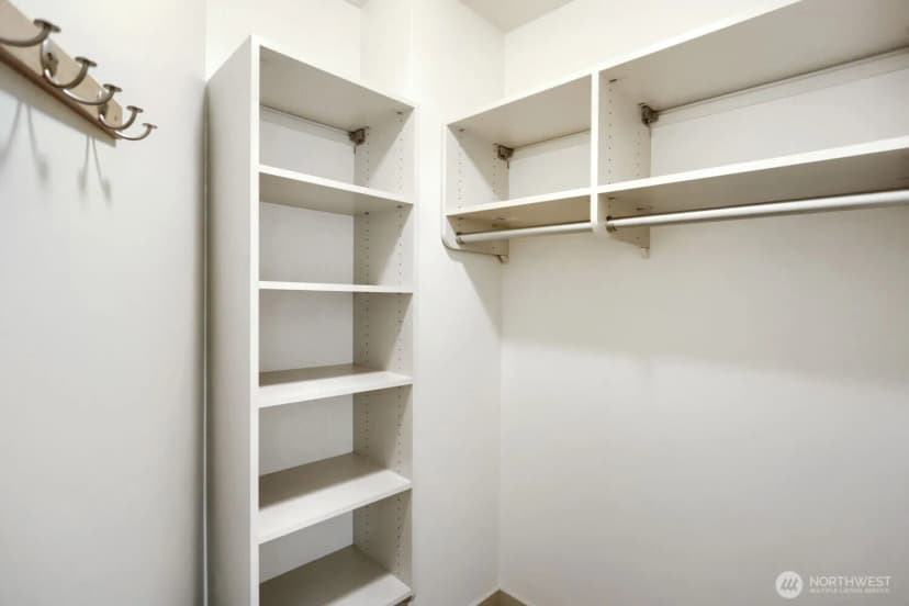 Property photo for 10650 Ne 9th Place #1520, Bellevue photo 15