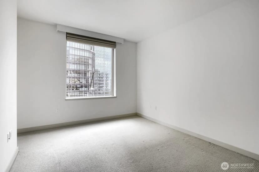 Property photo for 10650 Ne 9th Place #1520, Bellevue photo 11