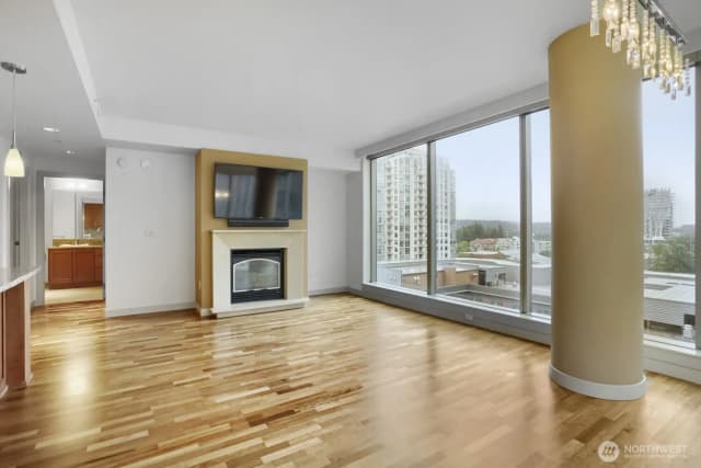 Property photo for 10650 Ne 9th Place #1520, Bellevue photo 4