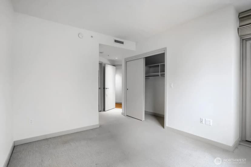 Property photo for 10650 Ne 9th Place #1520, Bellevue photo 14