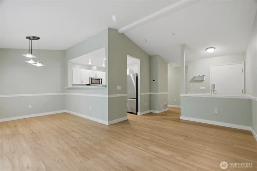 Property photo for 25235 Se Klahanie Blvd #c303, Sammamish photo 17