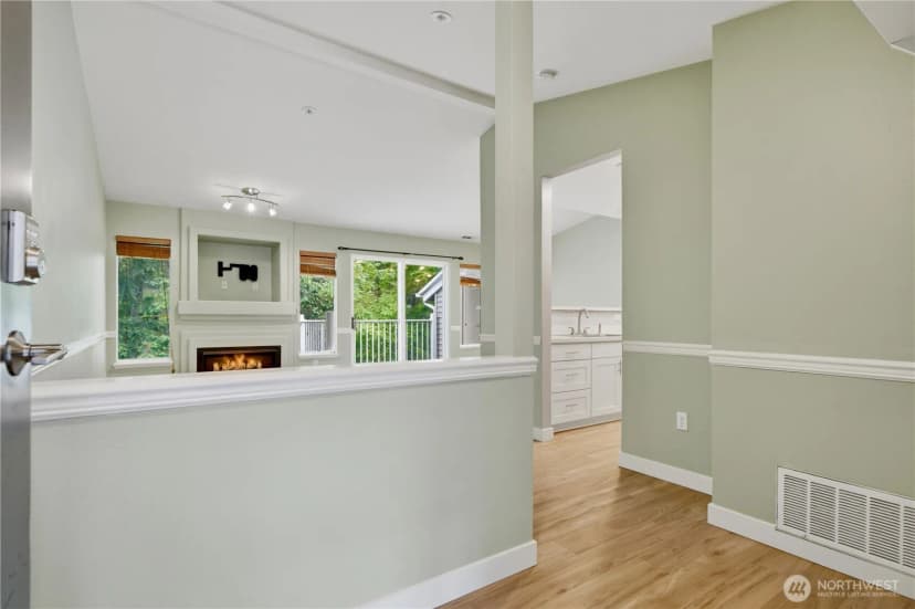 Property photo for 25235 Se Klahanie Blvd #c303, Sammamish photo 3