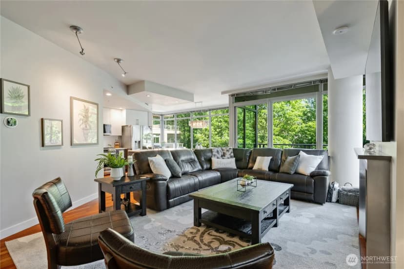 Property photo for 900 Lenora Street #w300, Seattle photo 3