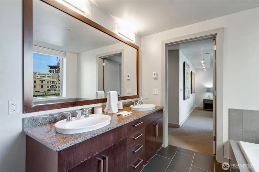 Property photo for 900 Lenora Street #w300, Seattle photo 19