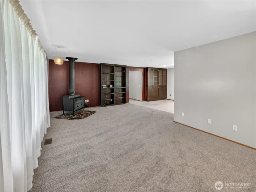 Property photo for 22430 Se 392nd Street, Enumclaw photo 5
