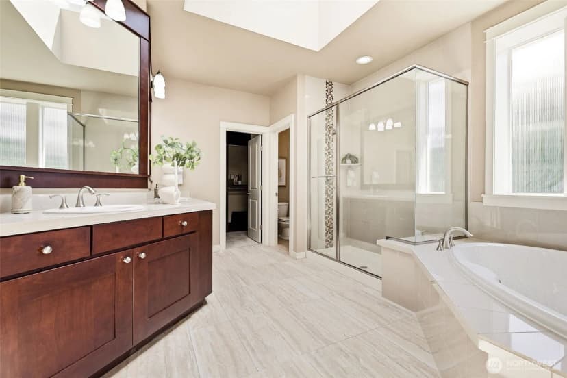 Property photo for 21223 Ne 9th Place, Sammamish photo 25