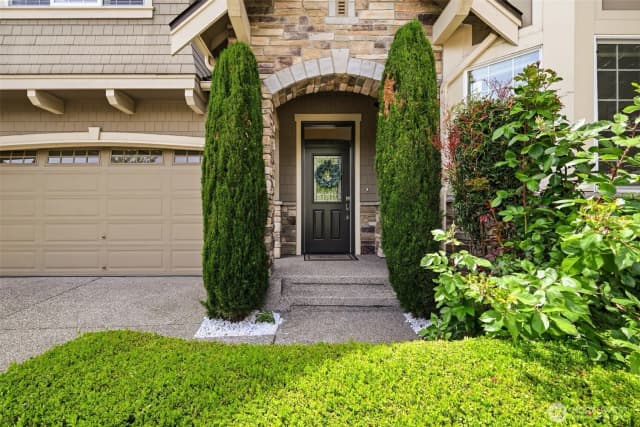 Property photo for 21223 Ne 9th Place, Sammamish photo 4