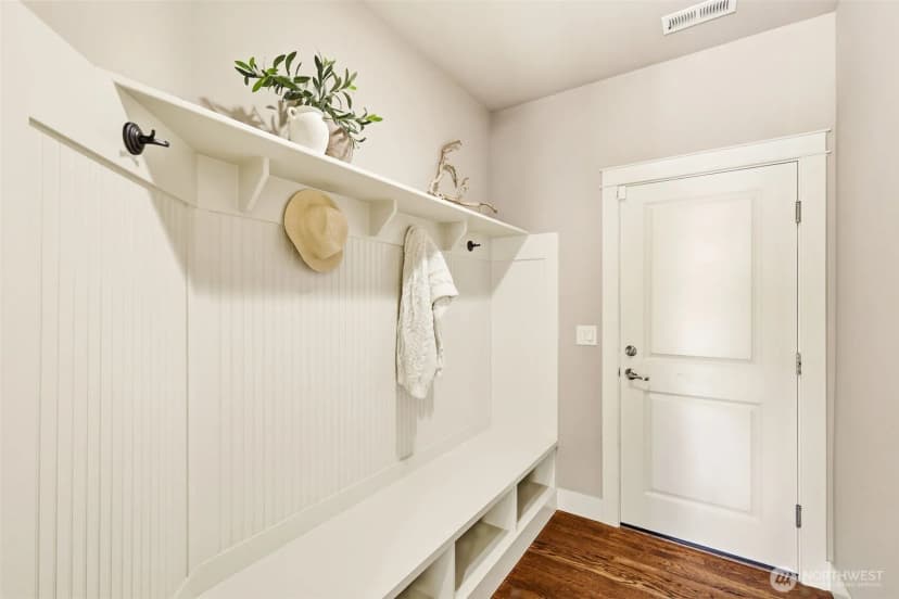 Property photo for 21223 Ne 9th Place, Sammamish photo 21