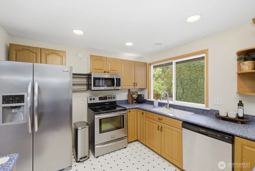 Property photo for 4217 184th Place Sw, Lynnwood photo 14