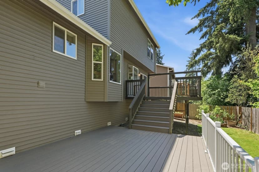 Property photo for 8128 Ne 161st Place, Kenmore photo 24