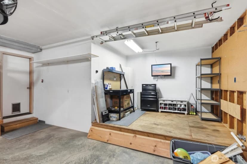 Property photo for 8128 Ne 161st Place, Kenmore photo 29