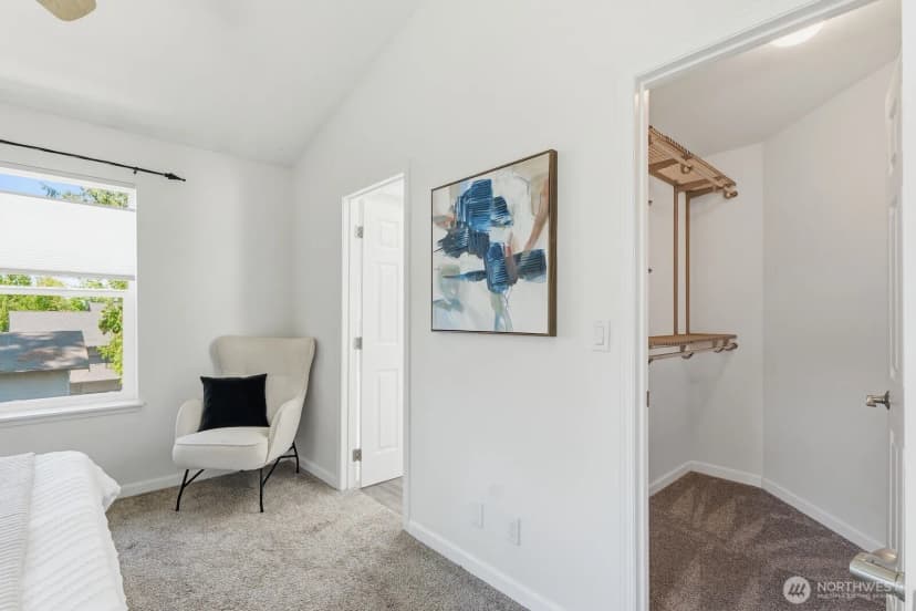 Property photo for 8128 Ne 161st Place, Kenmore photo 17