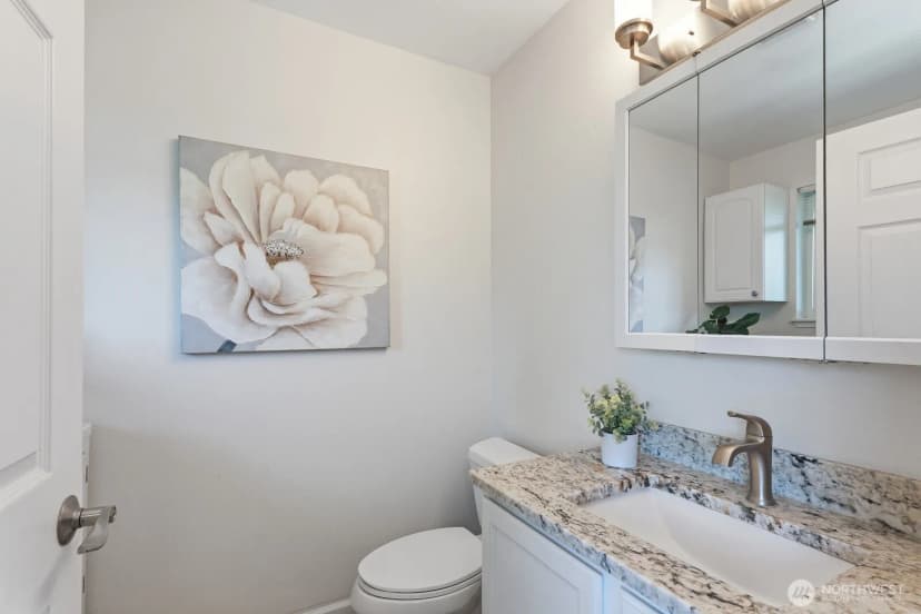 Property photo for 8128 Ne 161st Place, Kenmore photo 13