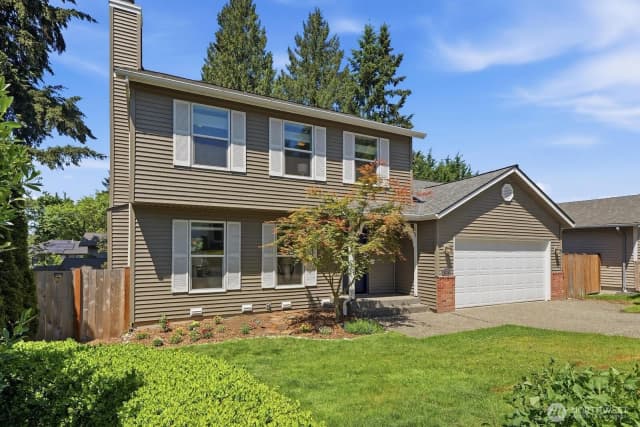 Property photo for 8128 Ne 161st Place, Kenmore