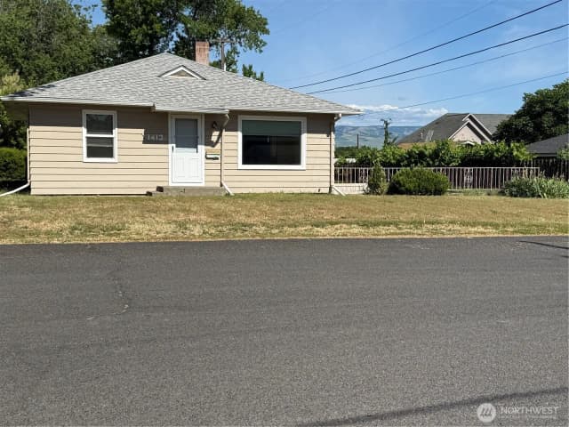 Property photo for 1413 Se Central Avenue, College Place