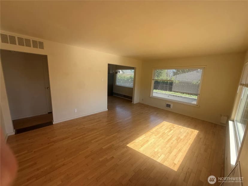 Property photo for 1413 Se Central Avenue, College Place photo 5