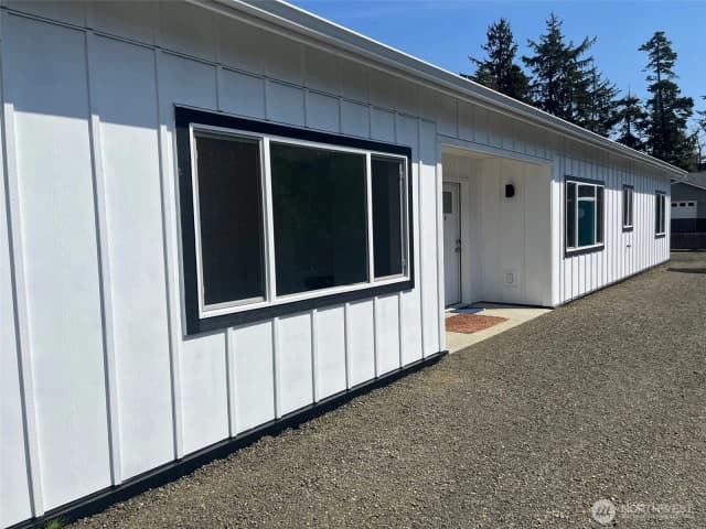 Property photo for 1306 Melbourne Court, Westport