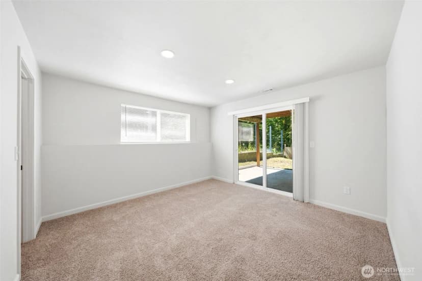 Property photo for 30811 26th Avenue Sw, Federal Way photo 33