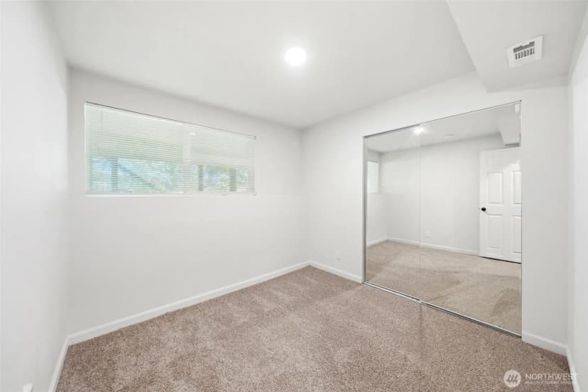 Property photo for 30811 26th Avenue Sw, Federal Way photo 36