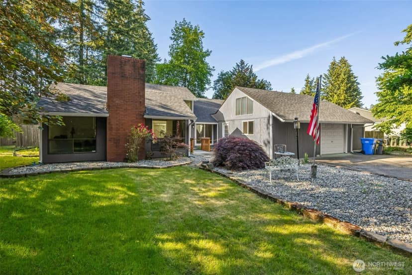 Property photo for 6425 Nyanza Park Drive Sw, Lakewood