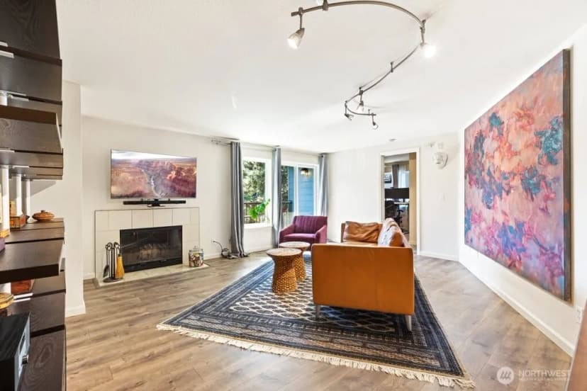 Property photo for 3045 20th Avenue W #202, Seattle