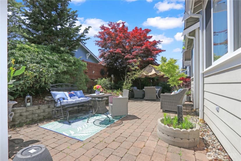 Property photo for 8542 Bainbridge Loop Ne, Lacey photo 16