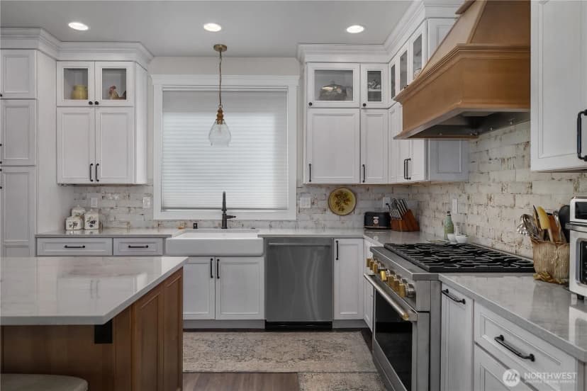 Property photo for 1061 E Ballantrae Drive, Shelton photo 12